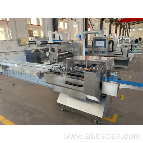 Automated bakery rolls pillow packing equipment